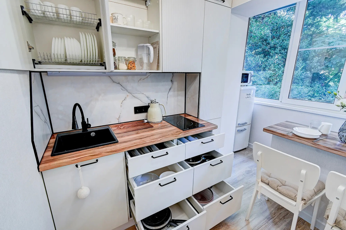 Квартира Я на Море 2-ком рядом с ЖД вокзалом и ул.Навагинской