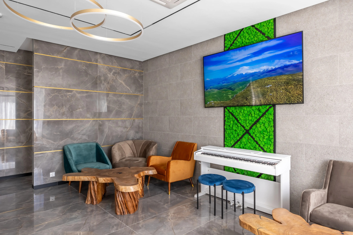 Отель Харес