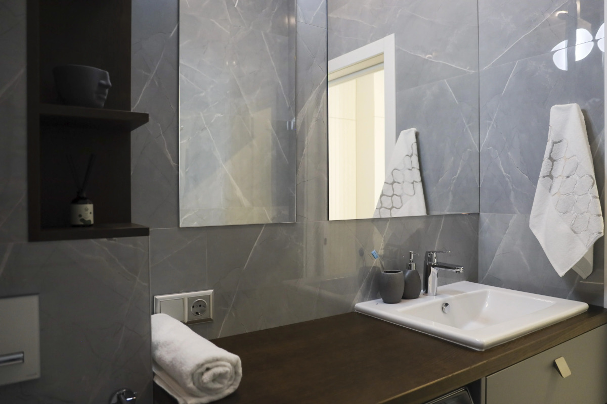 Апартаменты Buroshka Aparts С видом на город и дизайнерским ремонтом