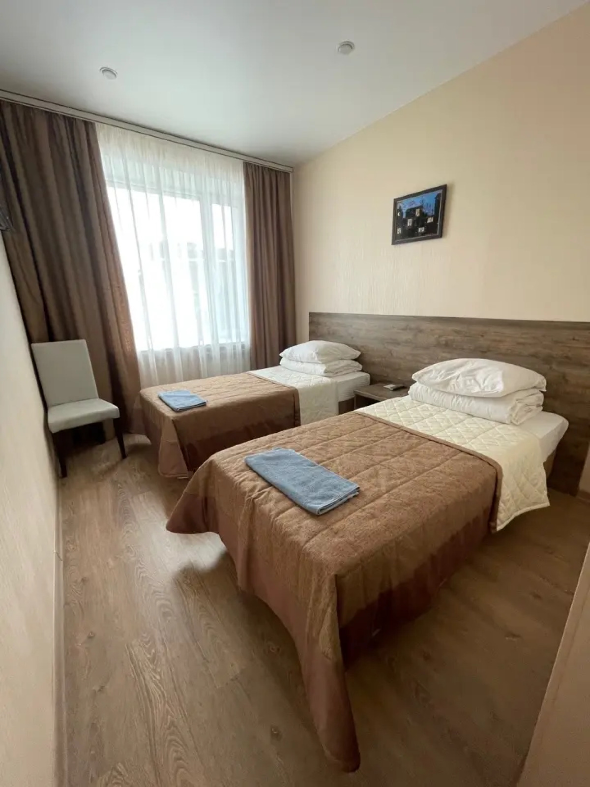 Отель Платон