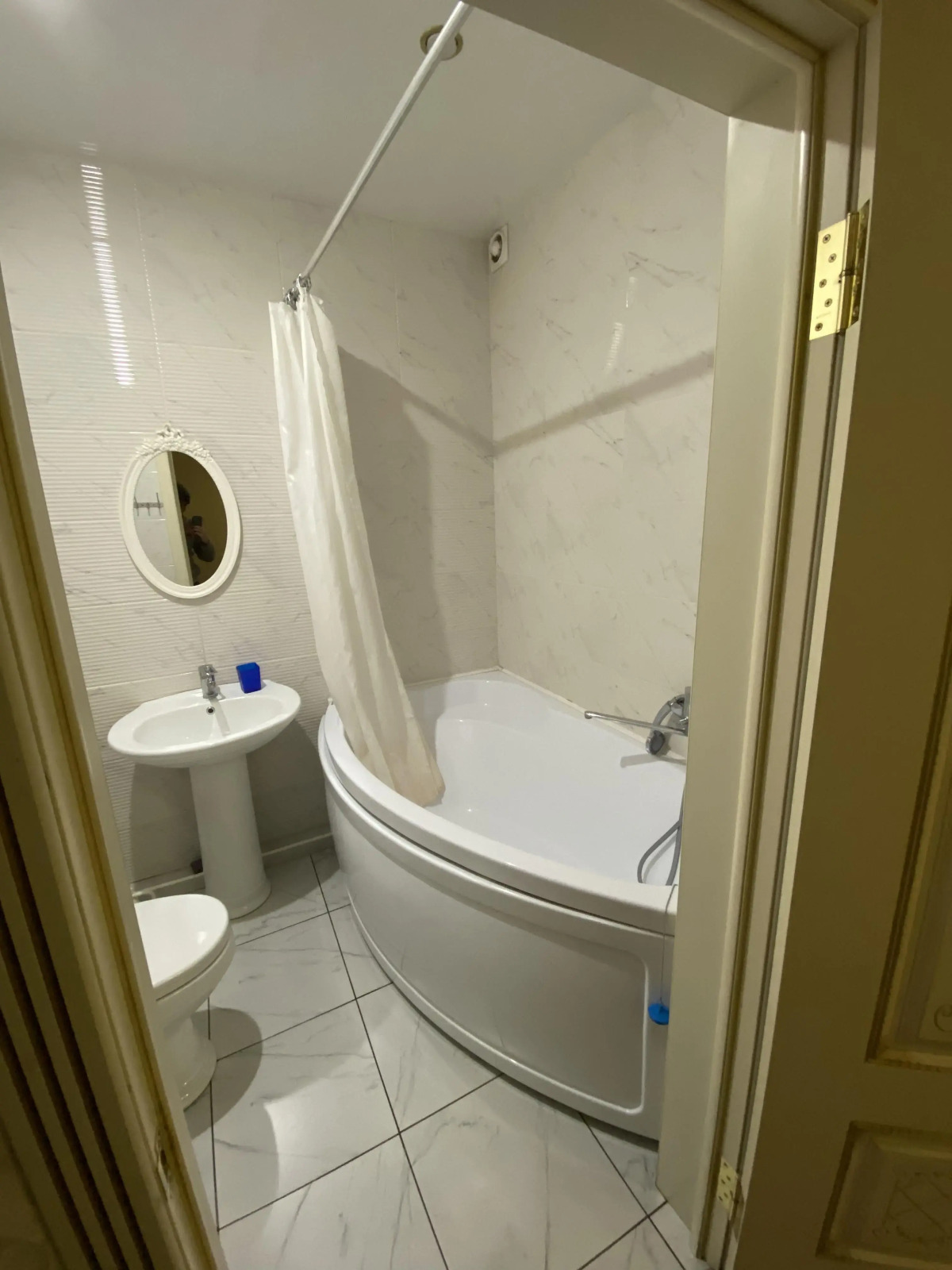 Апартаменты Студия в новостройке на первом этаже