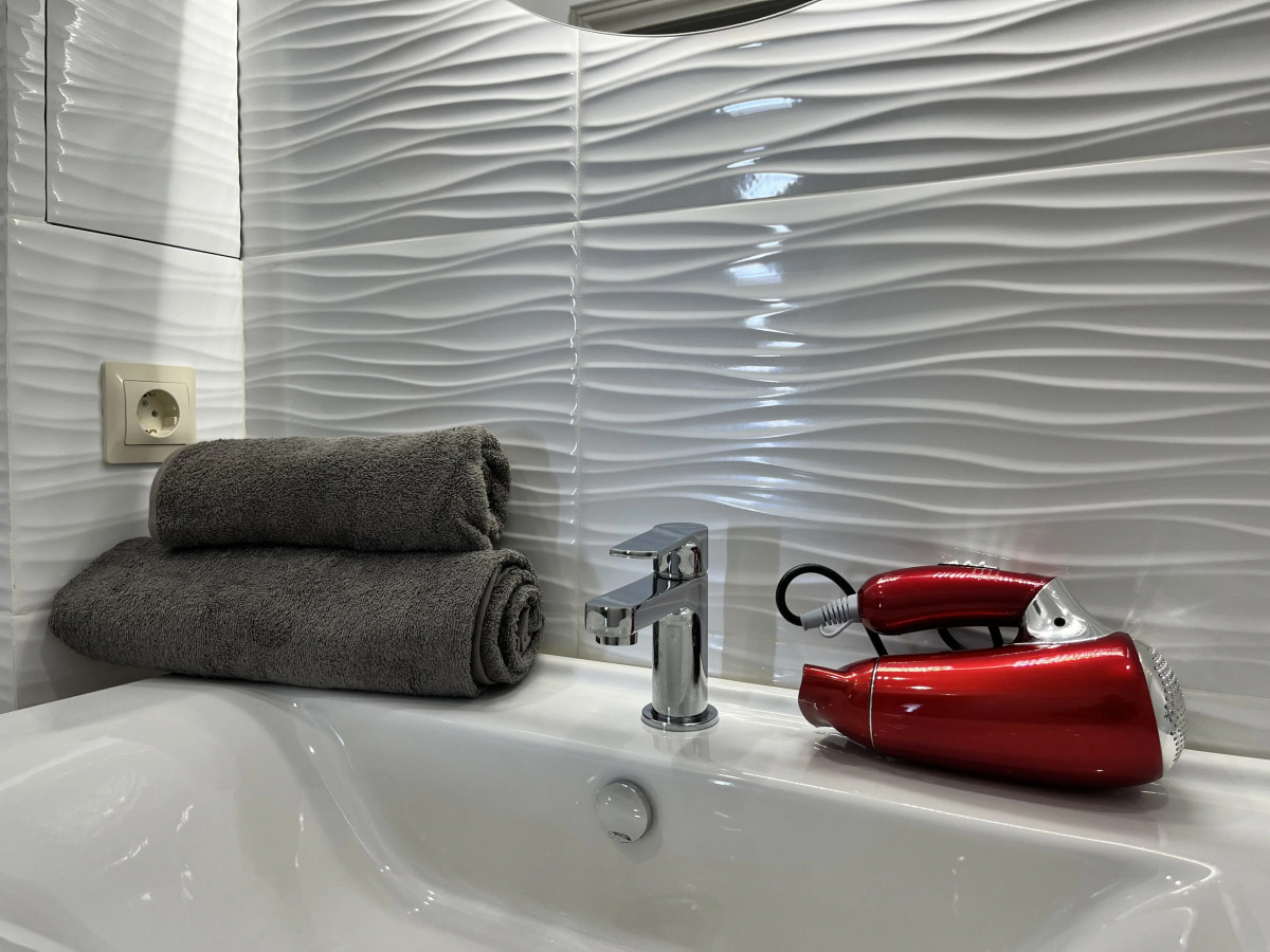 Квартира Апартаменты в Центре Гагры с Видом на Море и Горы