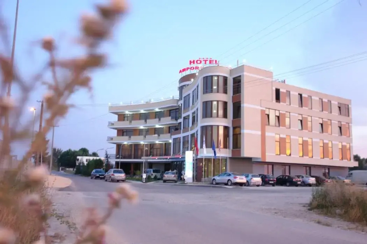 Отель Airport Tirana