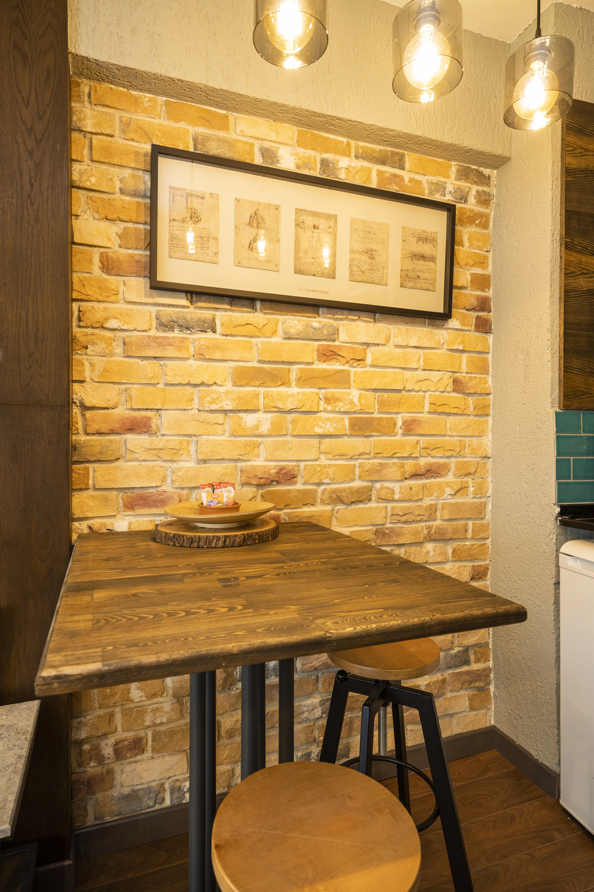 Апарт-отель  Cube Suites