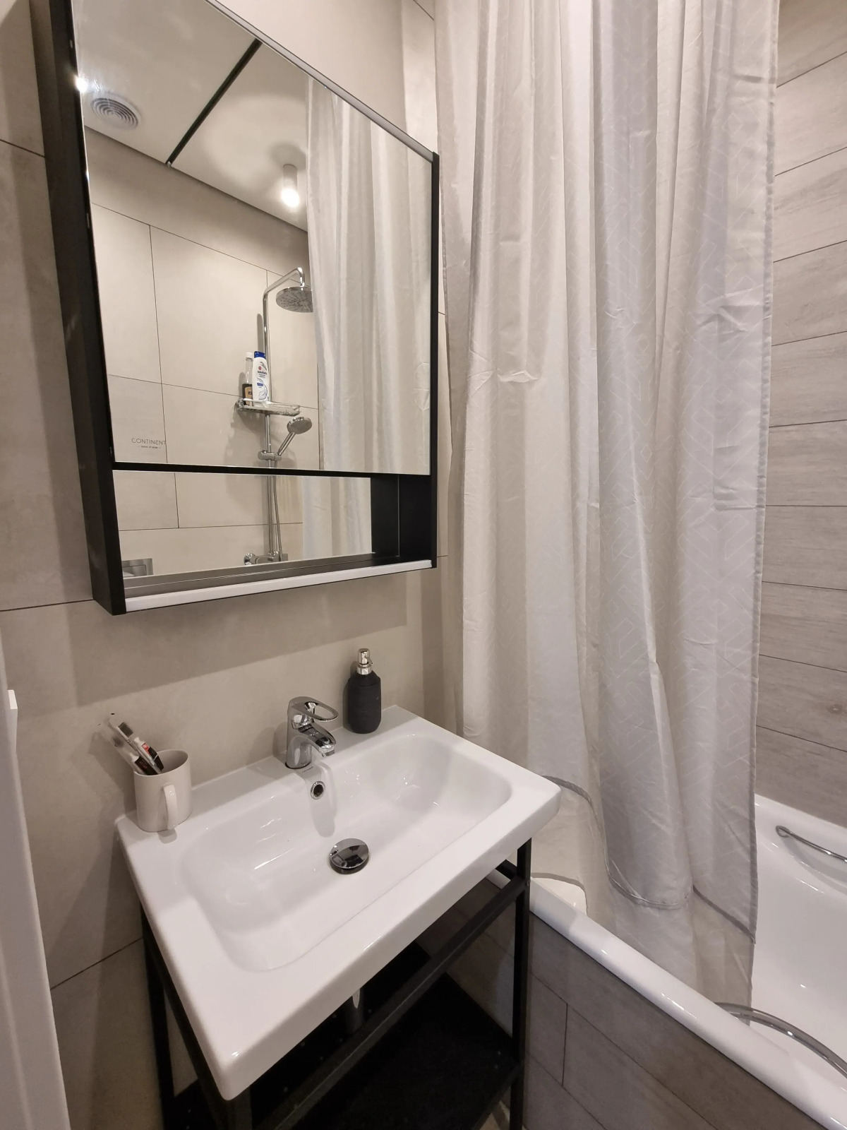 Тихая квартира в центре деловой жизни