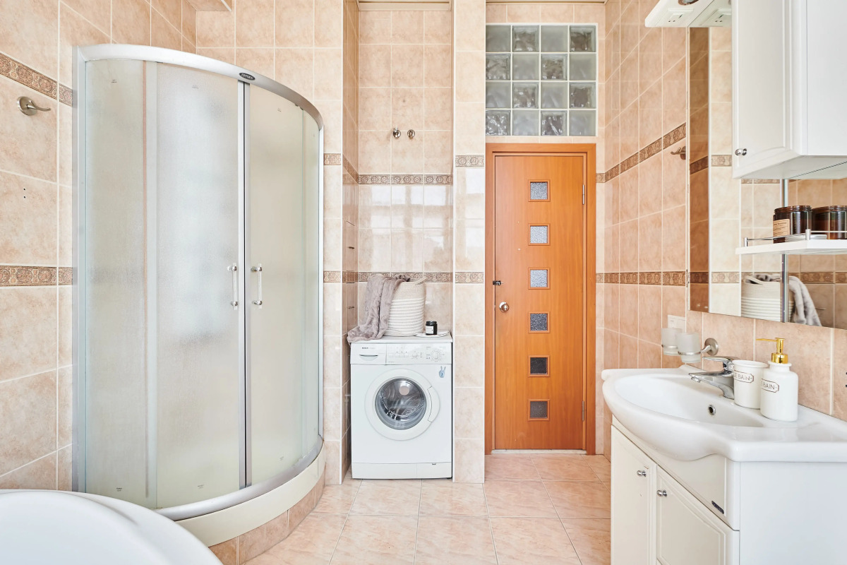 Квартира GM Apartments Стильная Трехкомнатная в Доме на Набережной