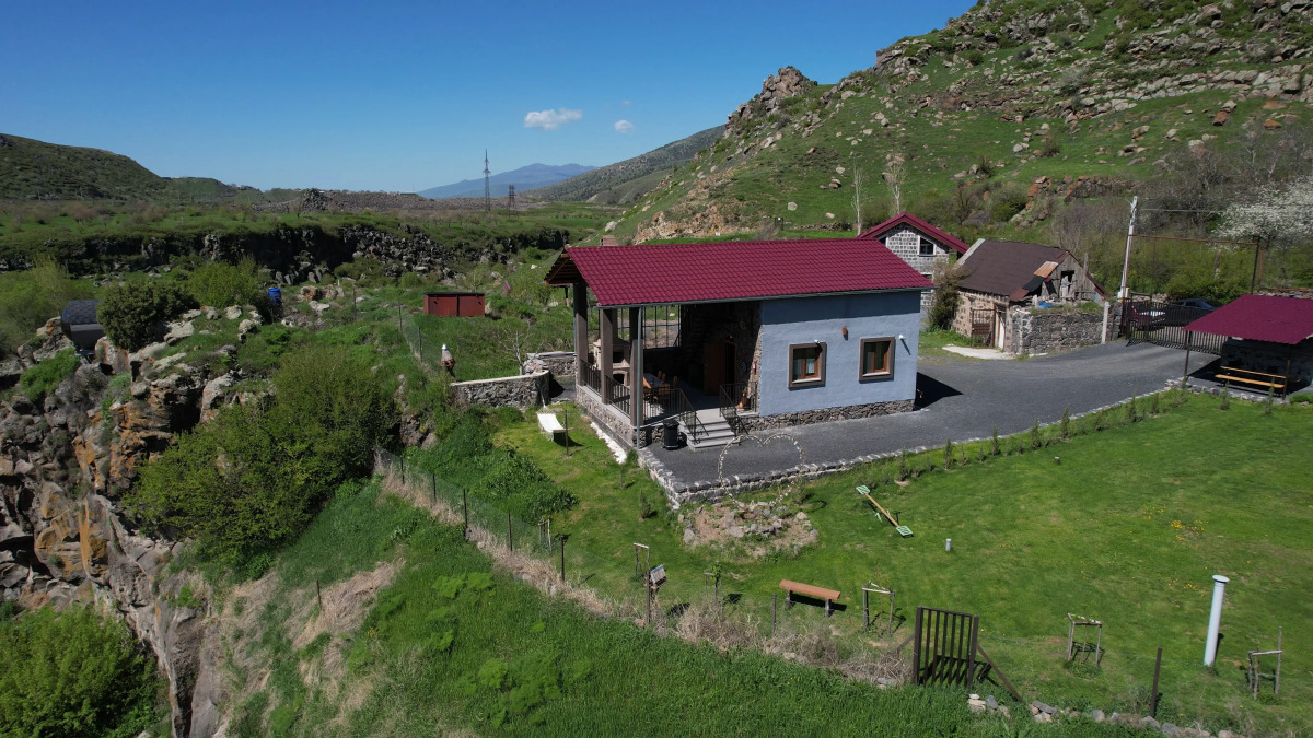 Гостевой дом у реки