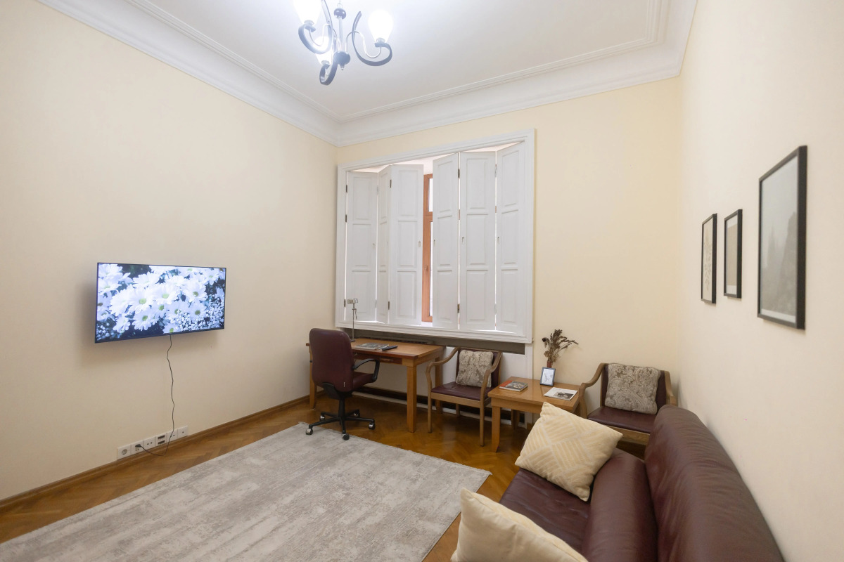 Апартаменты Односпальные с Гостиной Комнатой на Торговой (K1)