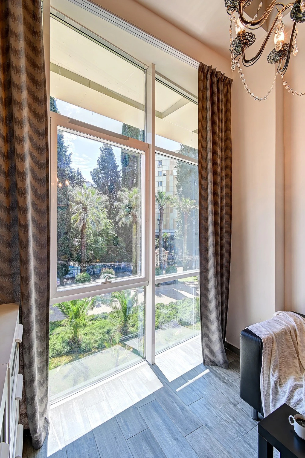 Апартаменты Loft в АК Миррор