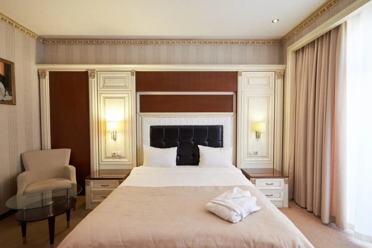 Отель Boulevard Side