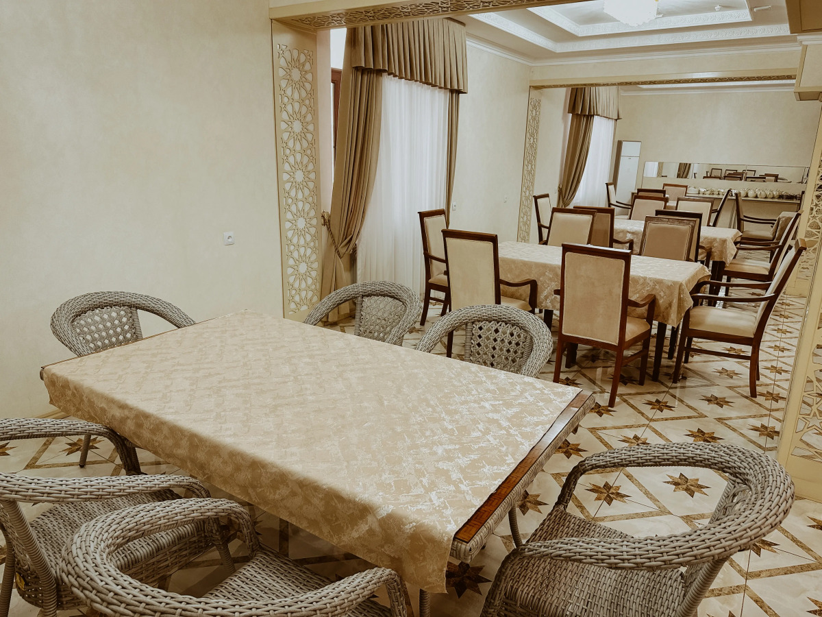 Отель Pakhlavon Hotel