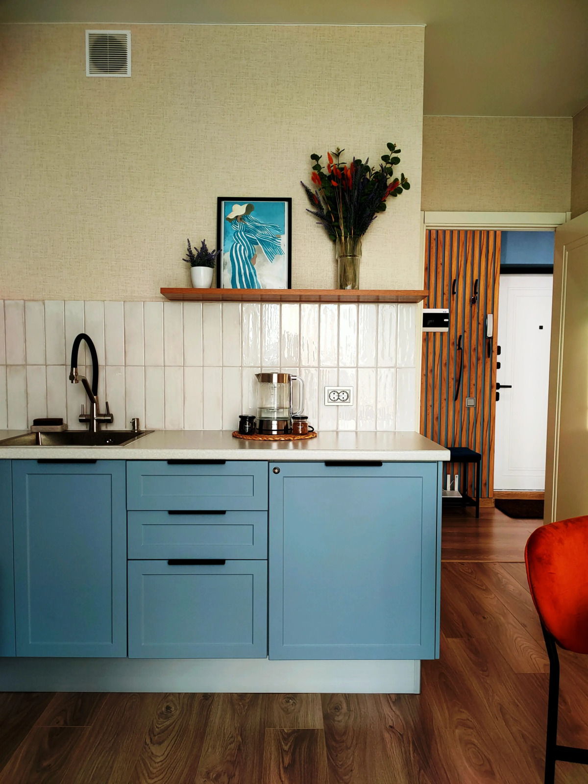 Квартира с красивой террасой на крыше дома в Белгороде