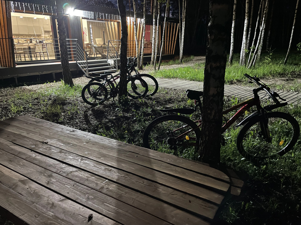 Отель Шепот