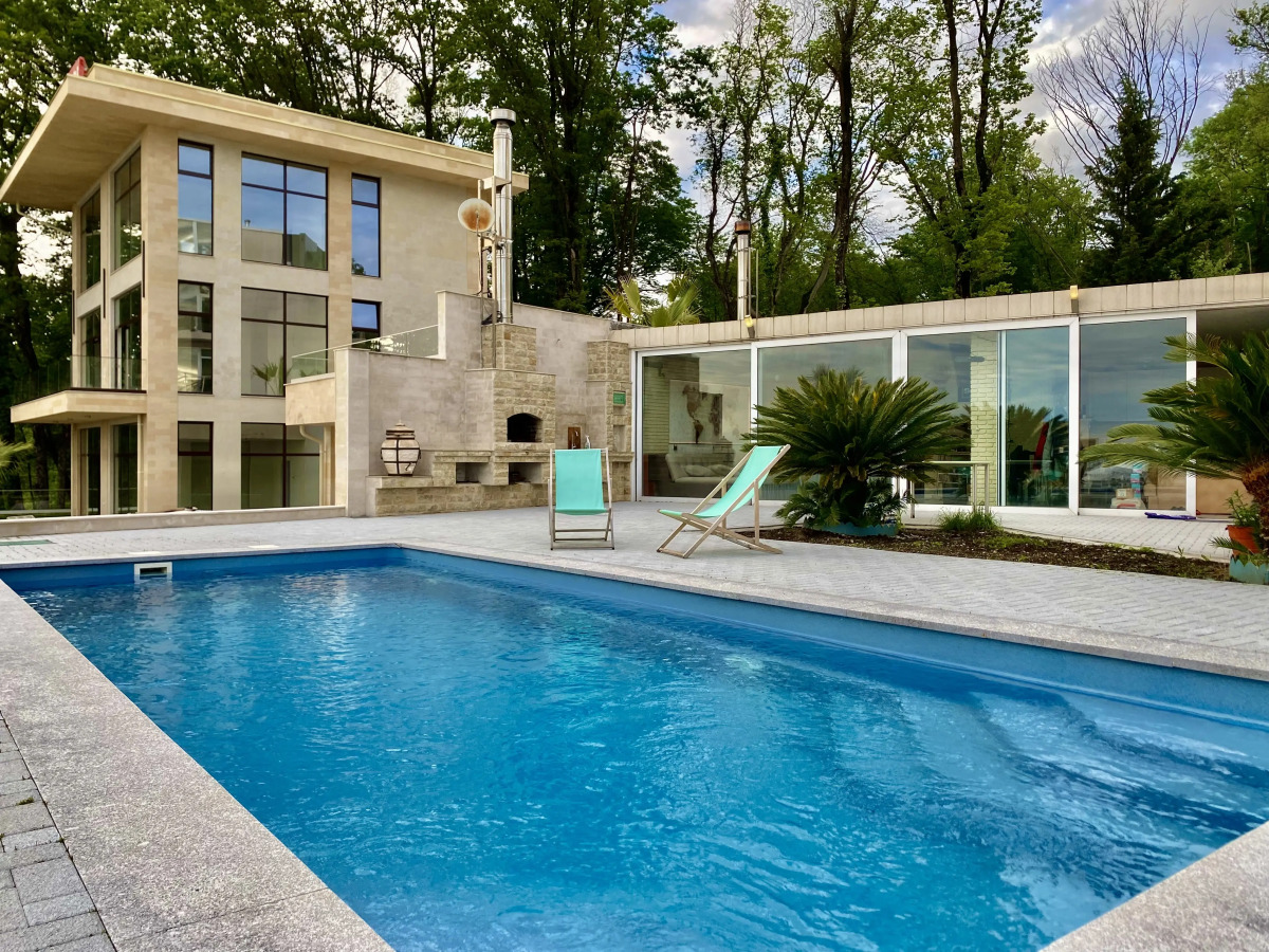 Квартира Янтарь с бассейном в Сириусе