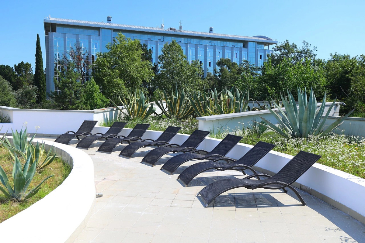 Пансионат Изумруд