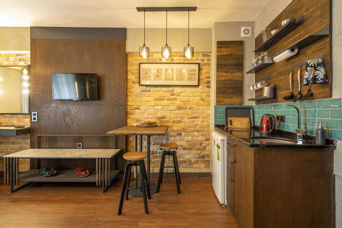 Апарт-отель  Cube Suites