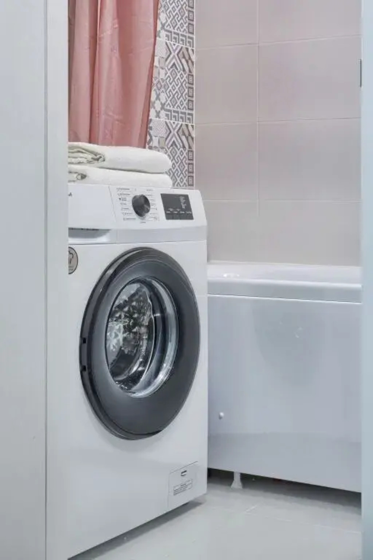 Апартаменты MyhomeYourhome на Варфоломеевской 6