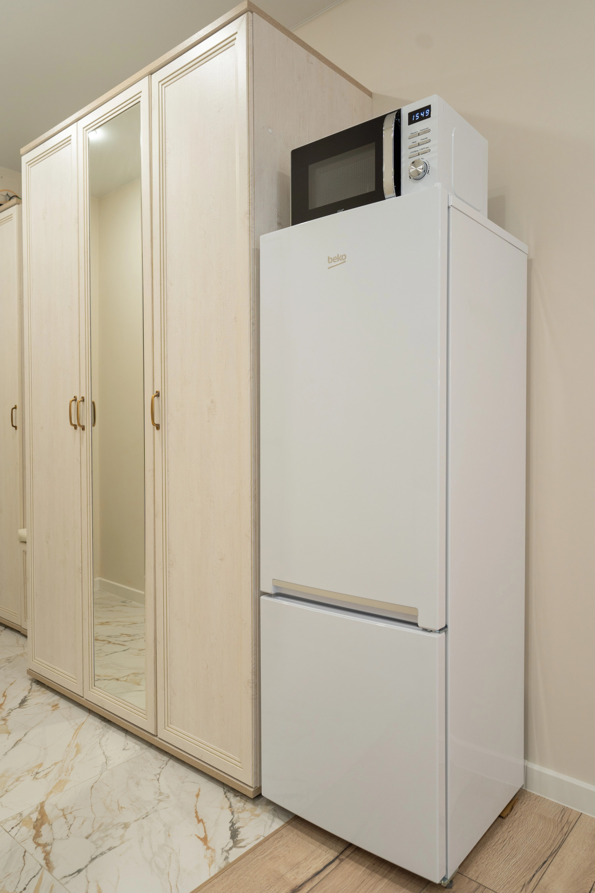 Апартаменты светлые и стильные от LetoApart