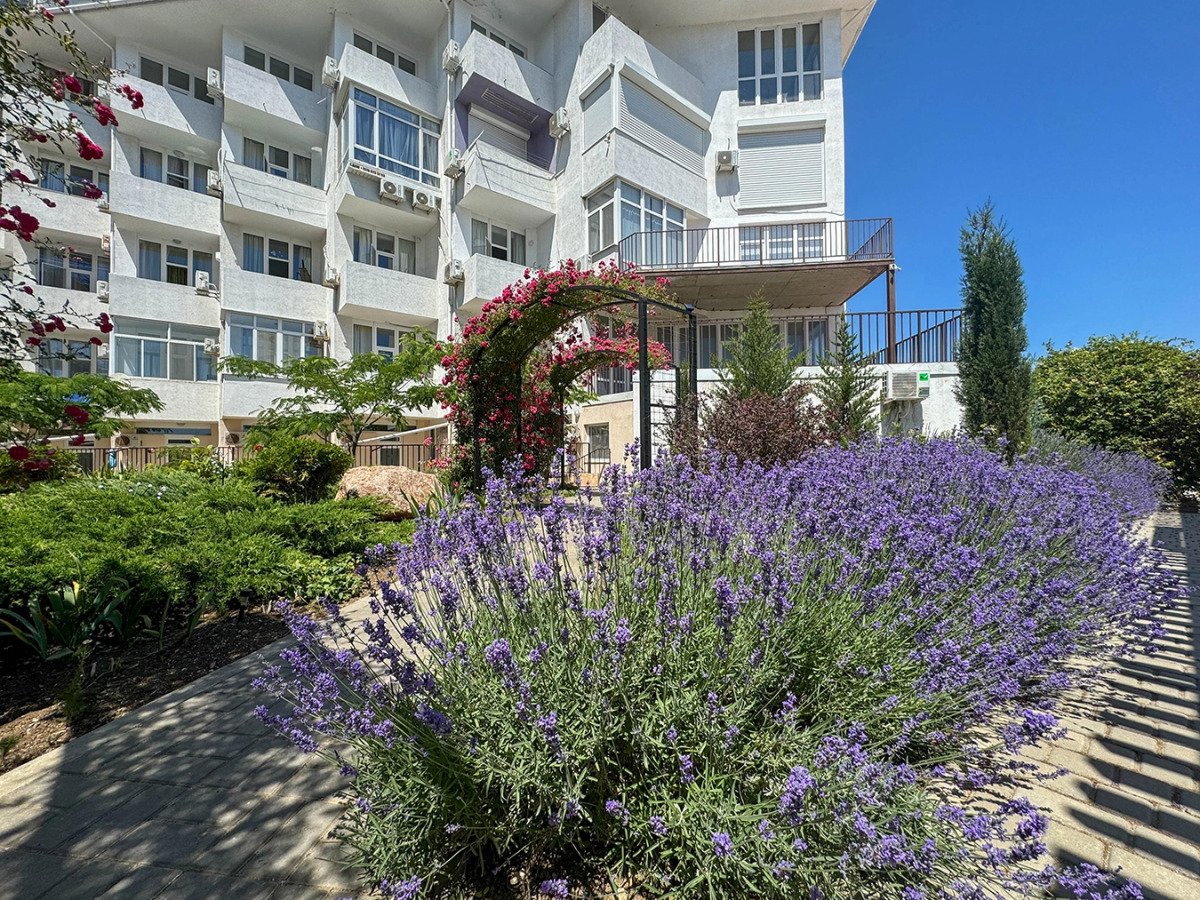 Просторные двухкомнатные апартаменты Loft-Apart