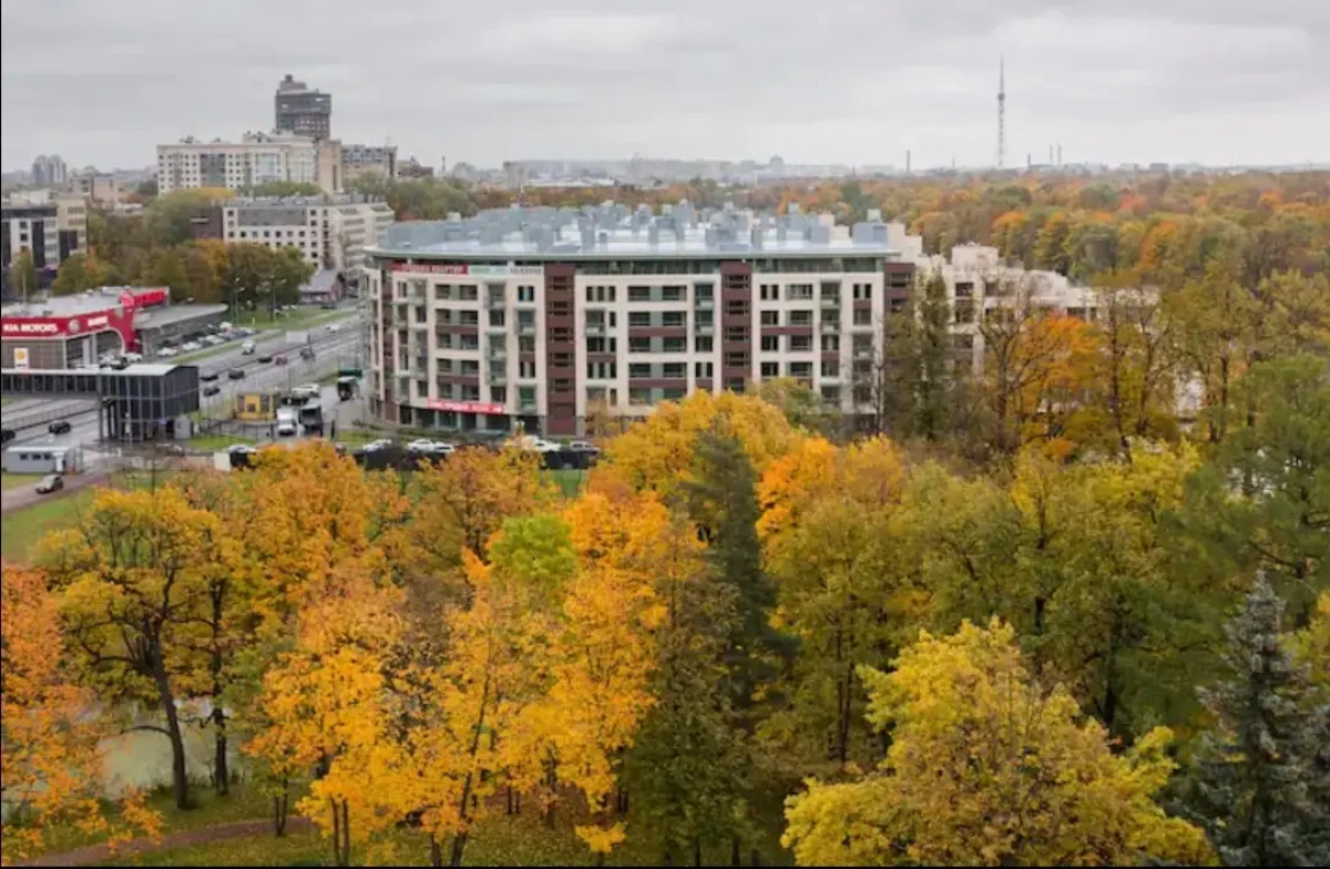 Апартаменты Cozy River and Park View Apartment