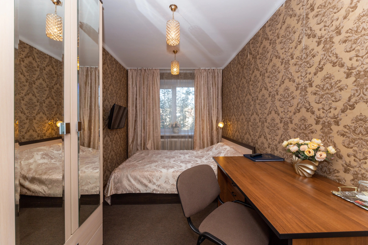 Отель Уралочка