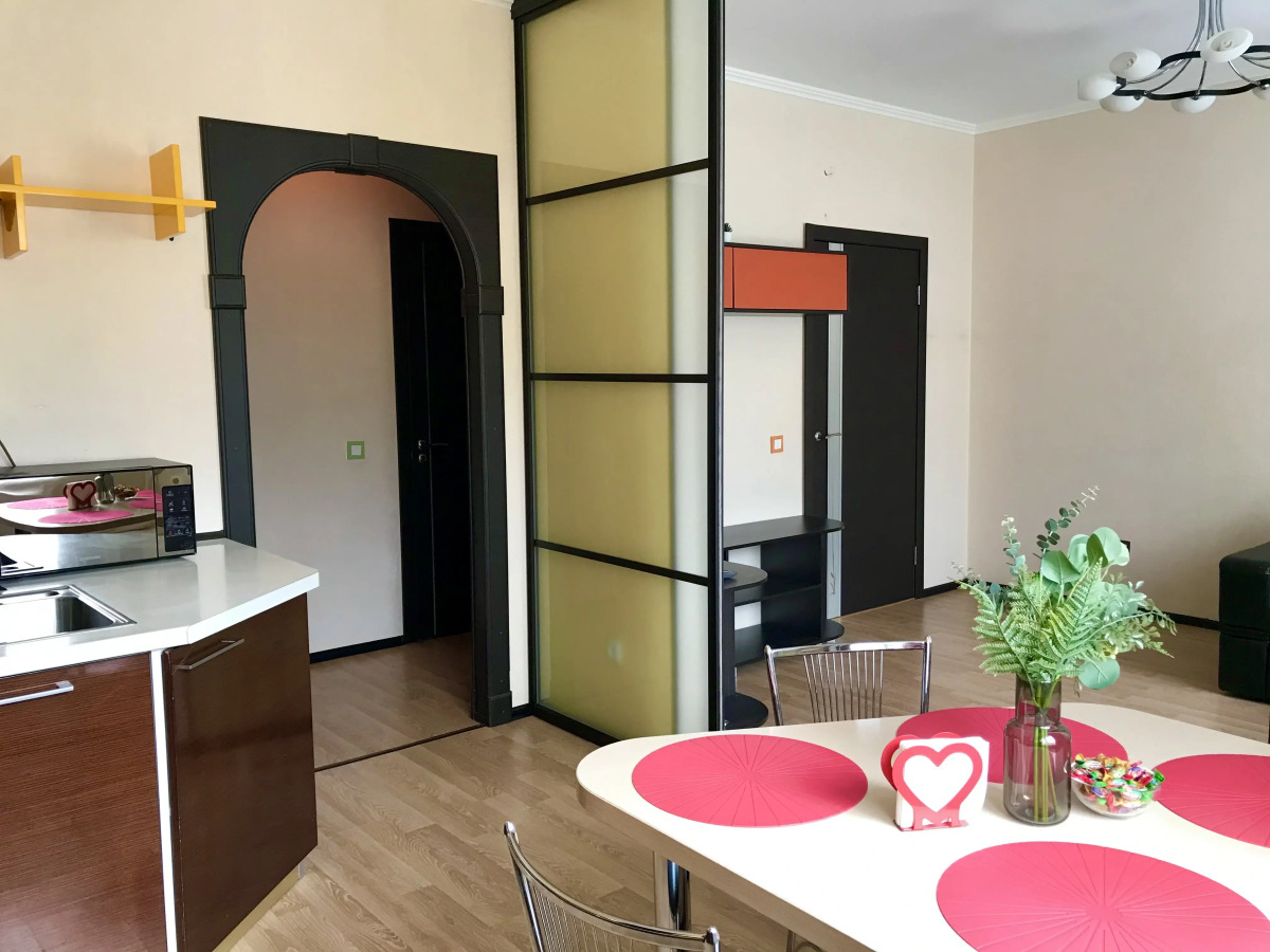 Апартаменты LIKE HOME APARTS Центральная 52/1