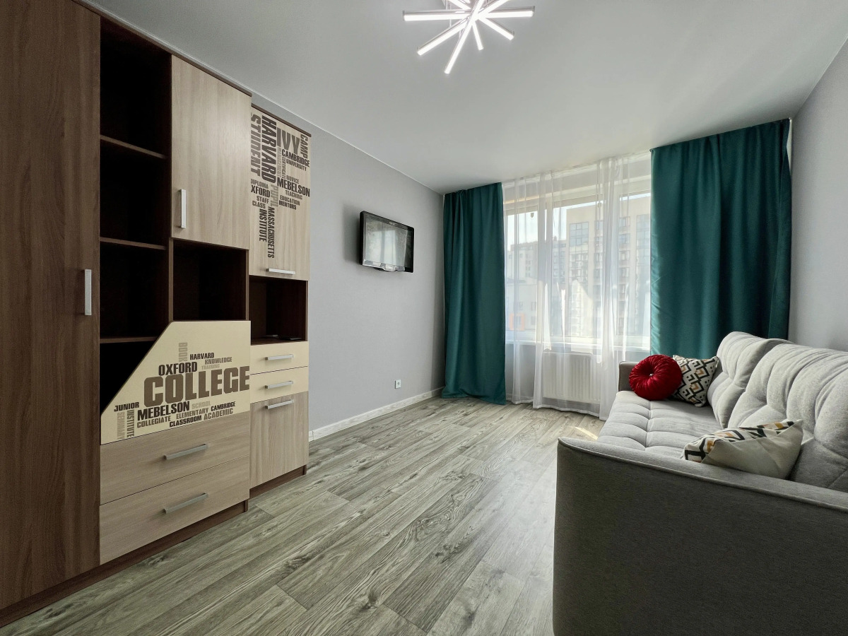 Квартира Евро 3-ком на Смирнова 3 (кв. 185)