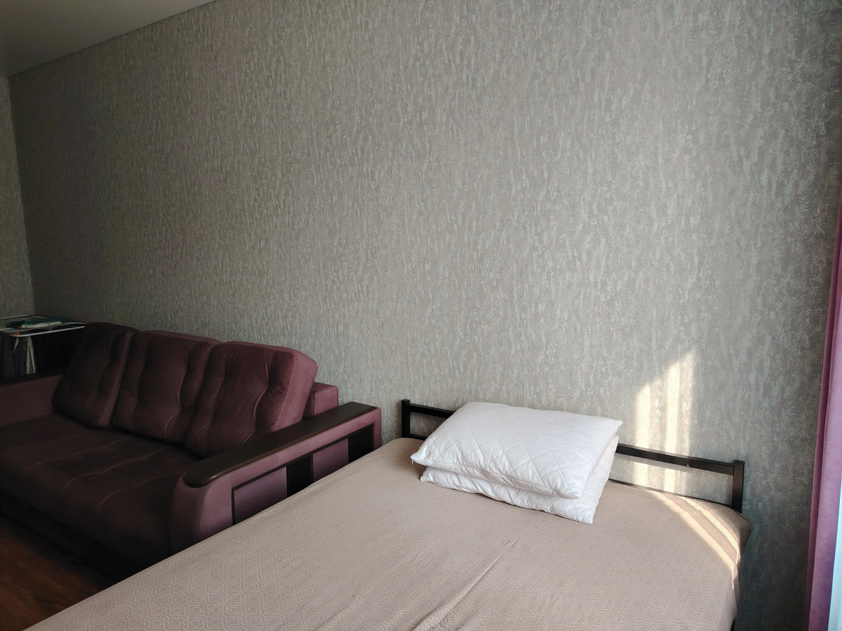 Квартира Трехкомнатная на Коммунистическом 35