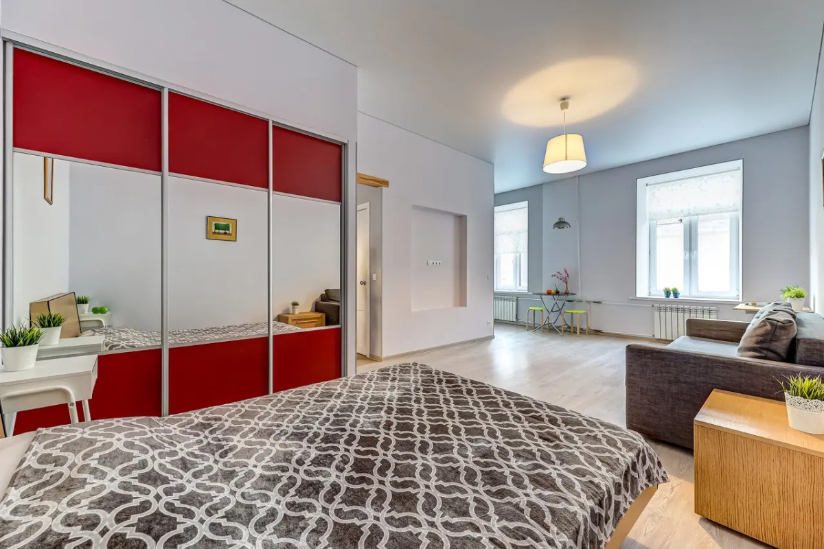 Квартира на Декабристов 6