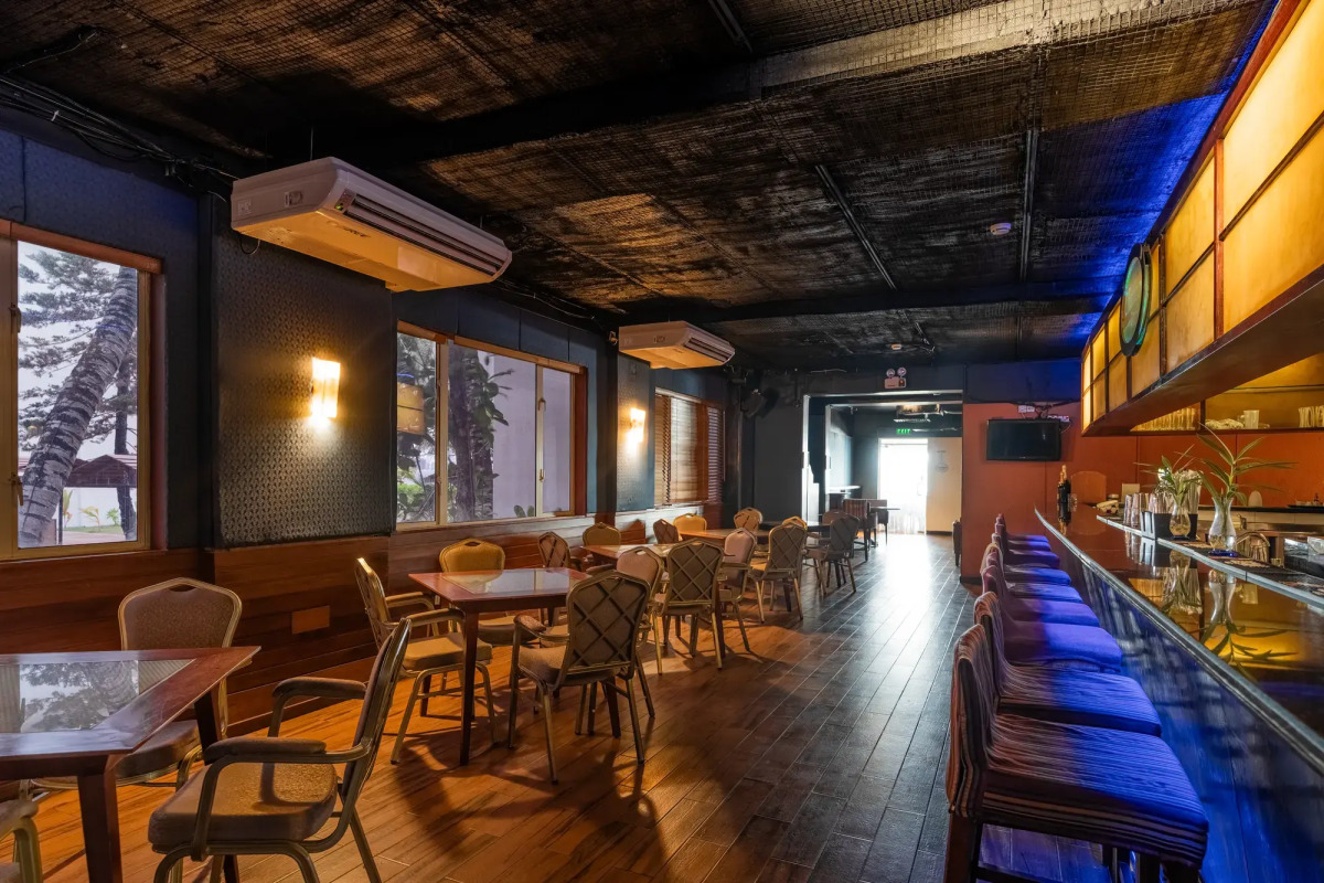 Отель Hulhule Island