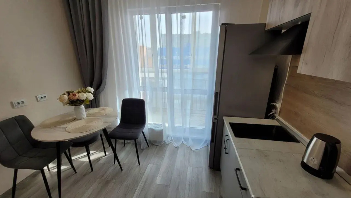 Однокомнатная квартира  СИБИРЬ HOUSE    Ледовый дворец