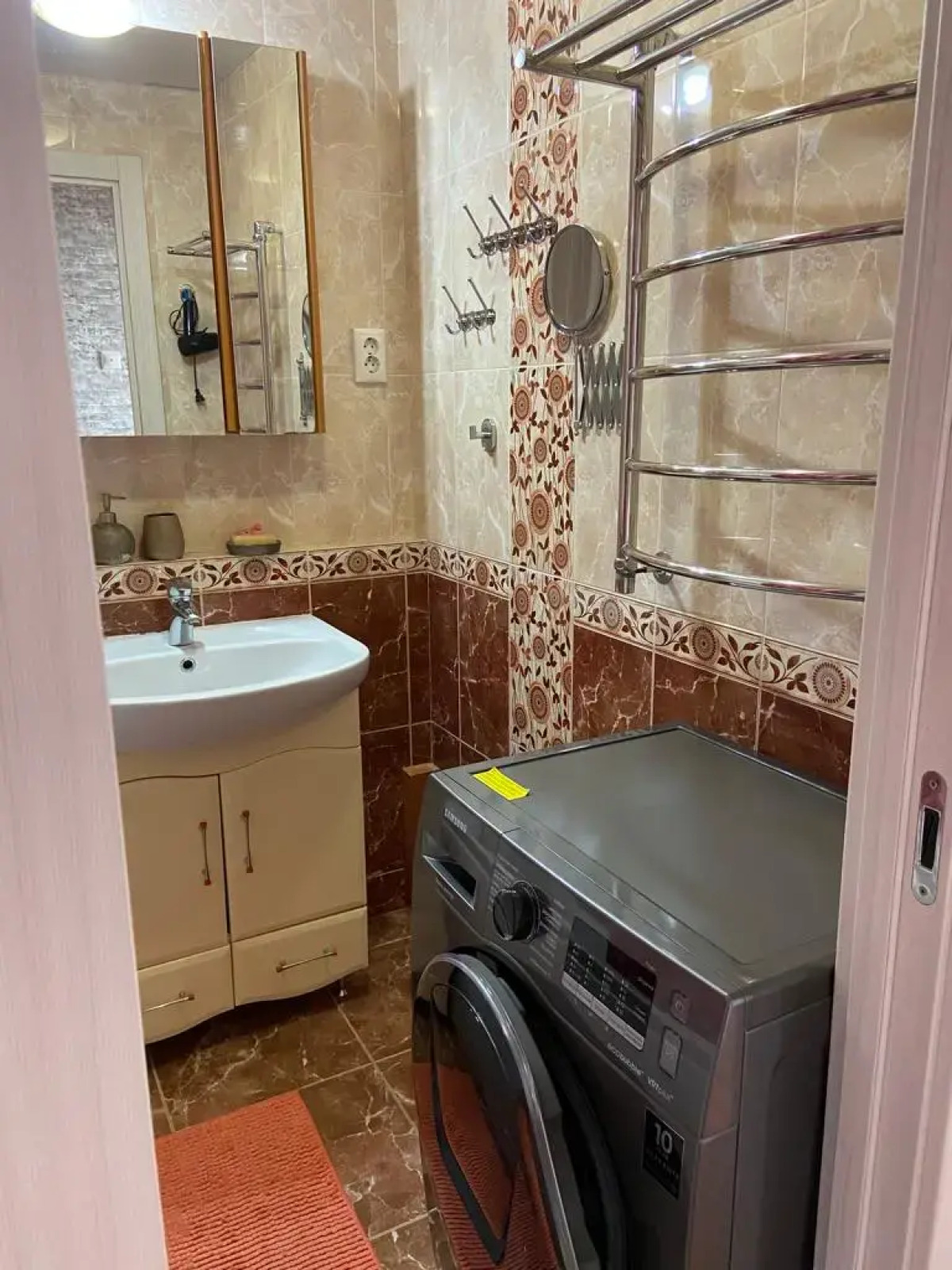 Апартаменты двухкомнатные Sempl на Нефтянников 50