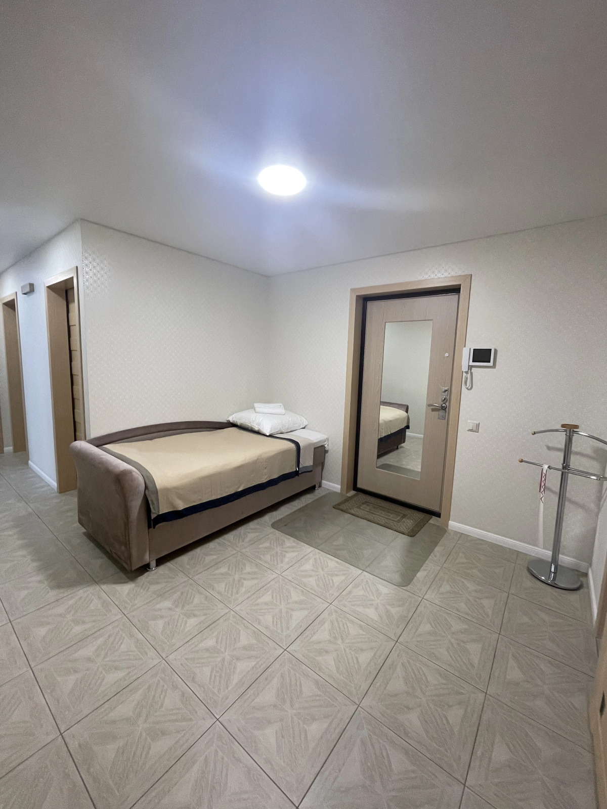 Квартира с 3 спальнями на Парнасе