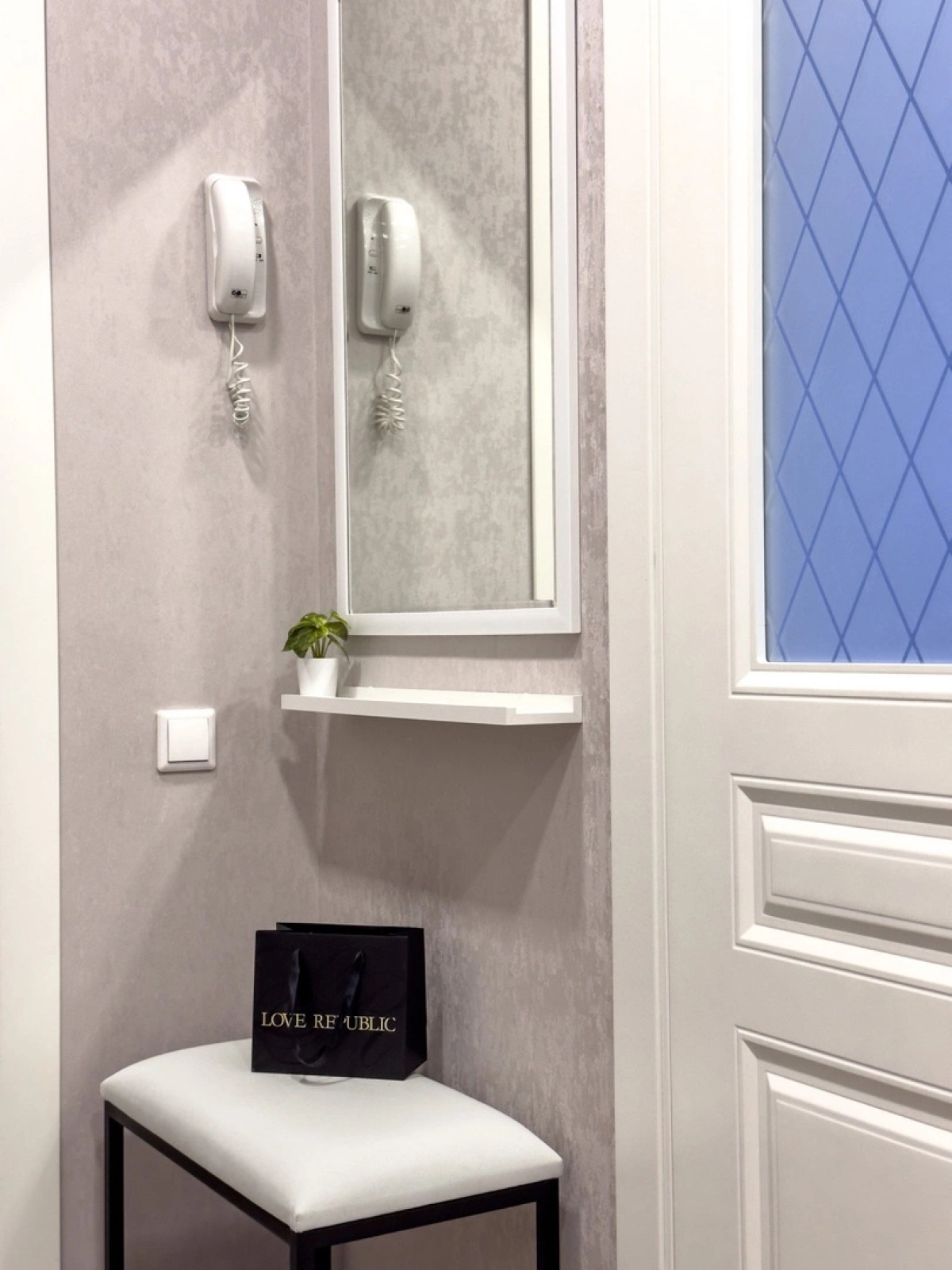 Апартаменты Алмаз Сити Снежная королева