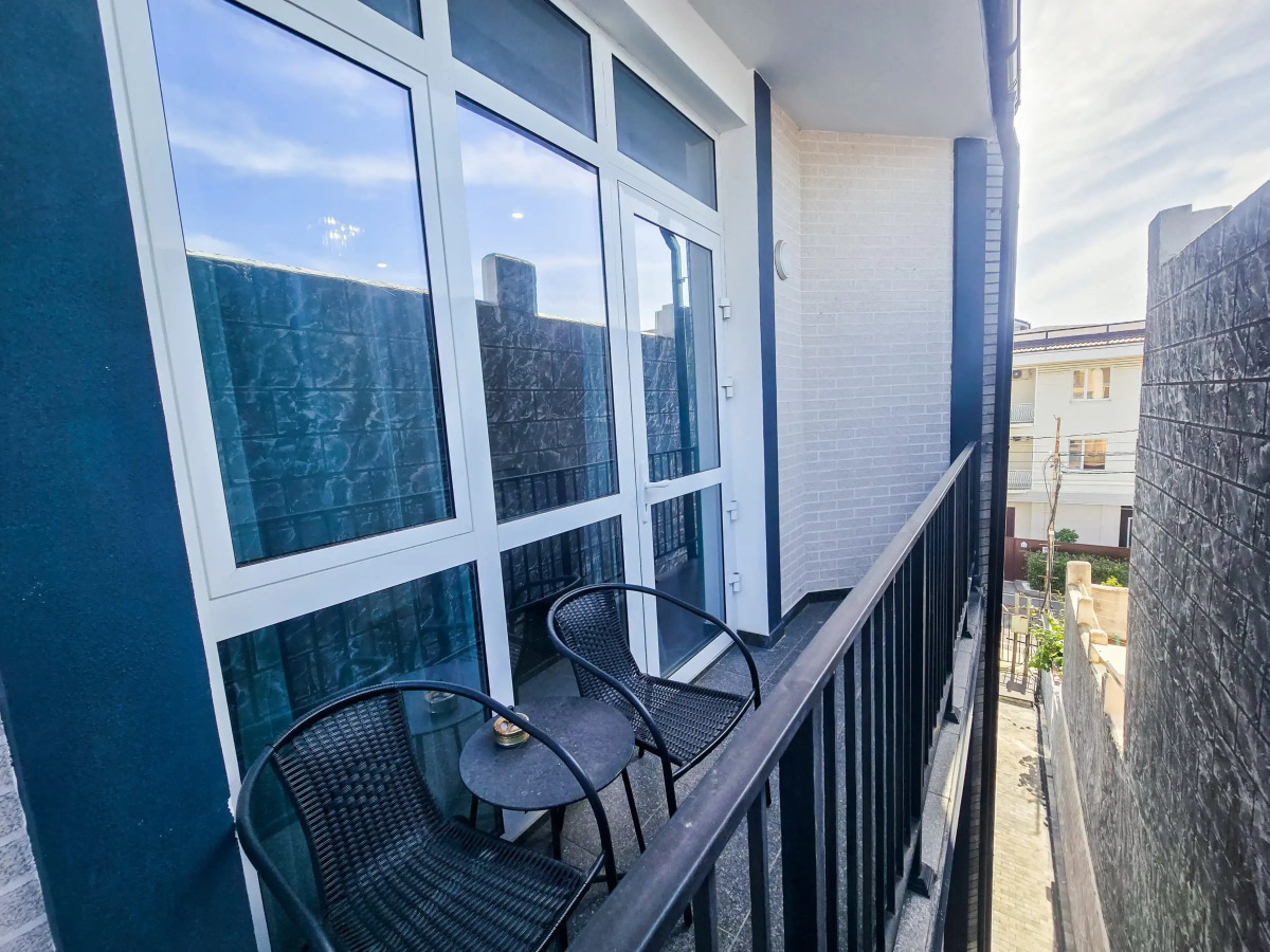 Квартира Небольшая студия для 2х человек для уединения со своим балкончиком