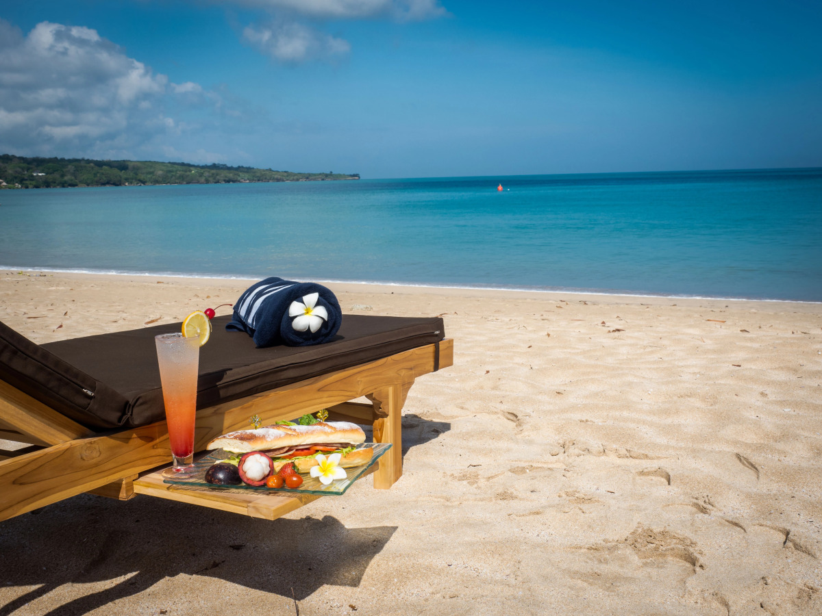 Отель FOX Jimbaran Beach