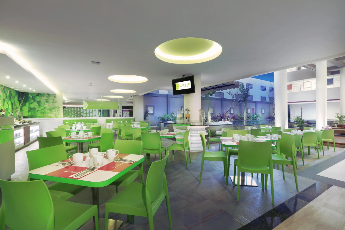 Отель Favehotel Sunset Seminyak