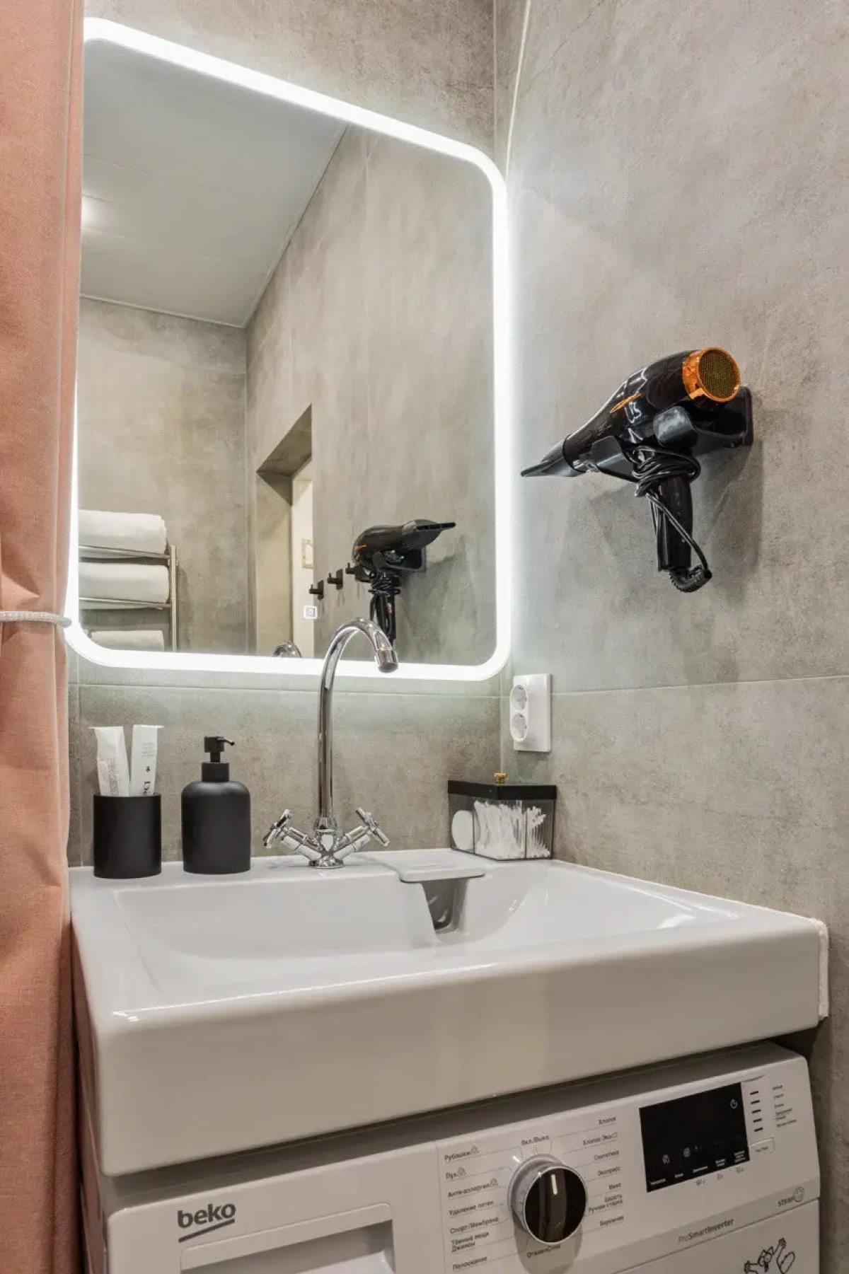 Квартира FullHouseApart на вокзальной площади