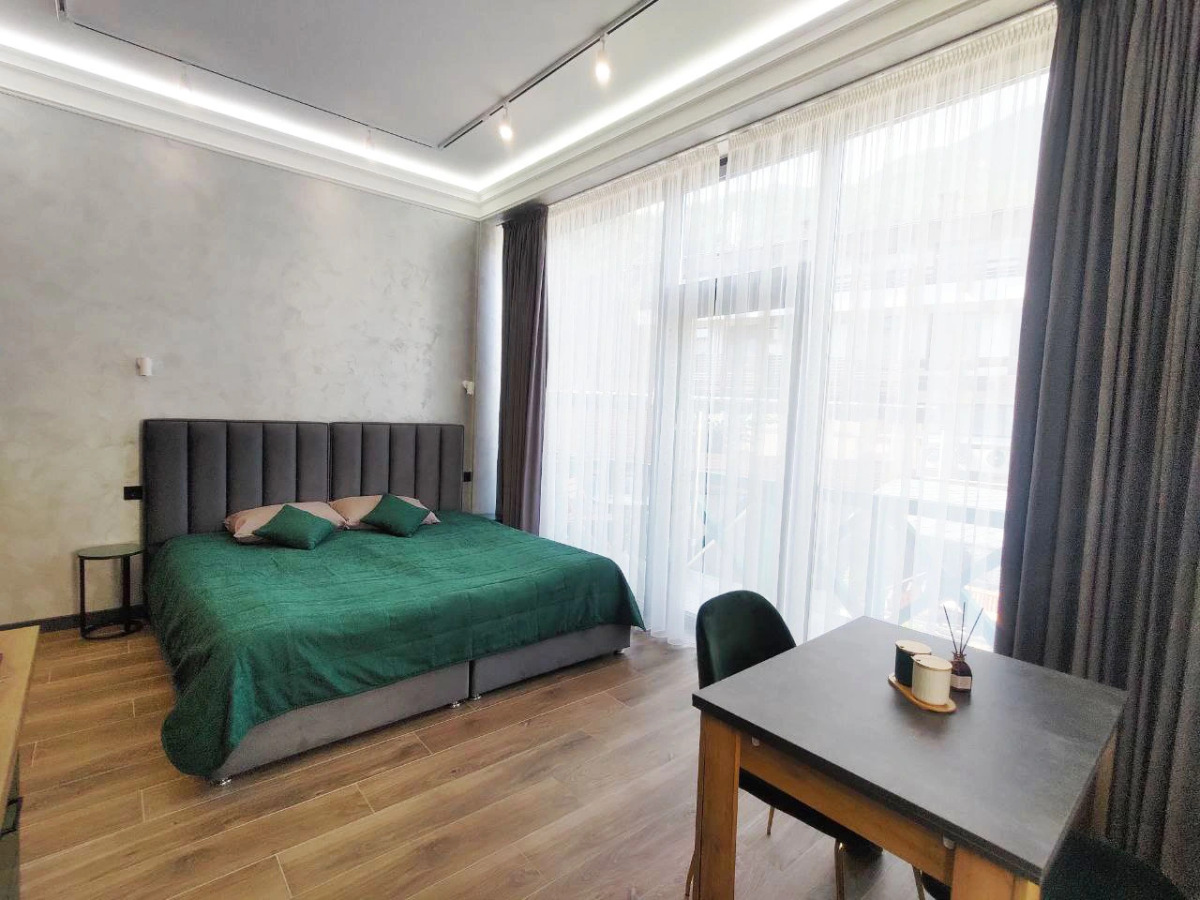 Апартаменты Студия с Панорамным Видом на Защитников Кавказа 114