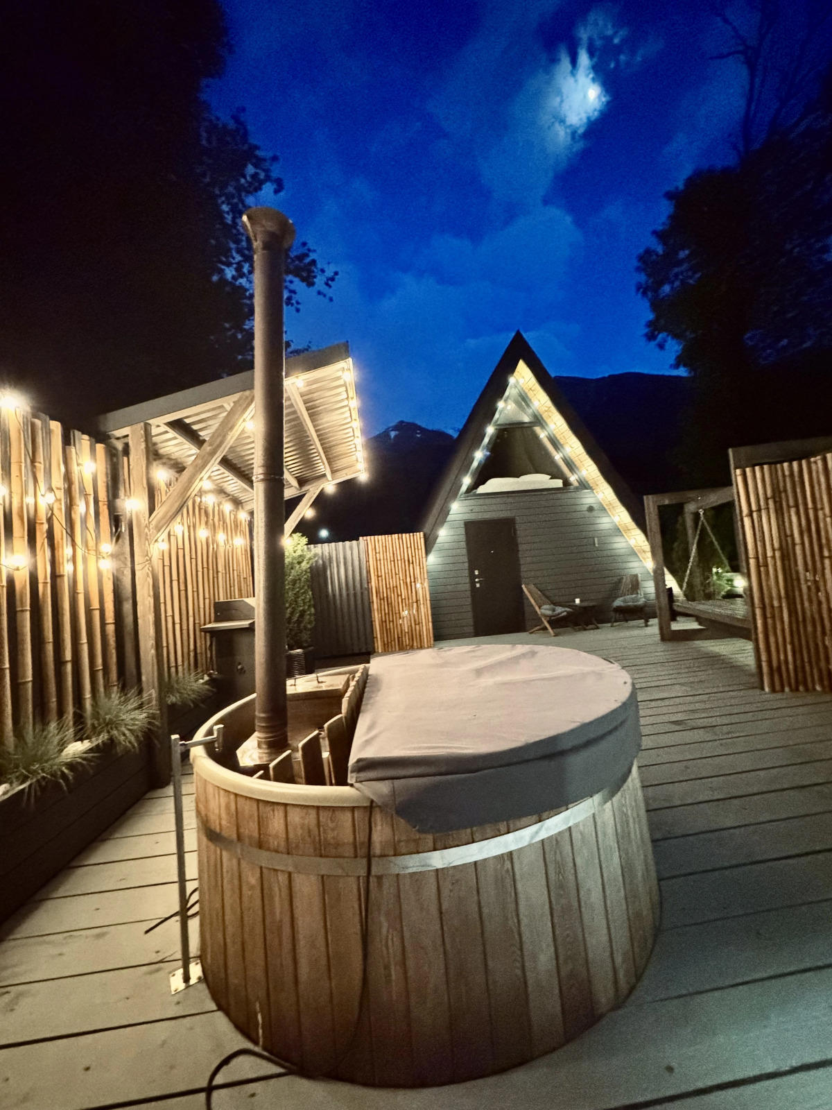 Шале Шалаш и баня