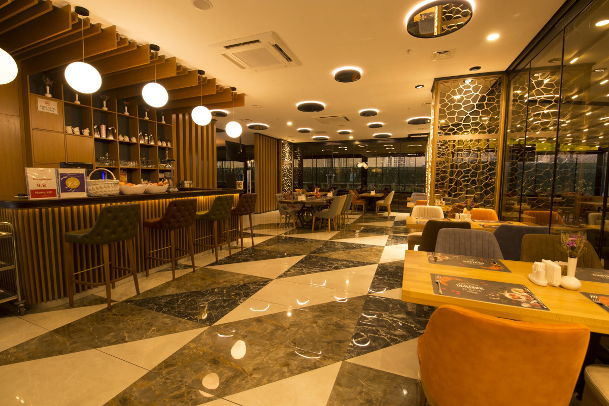 Отель New Garden