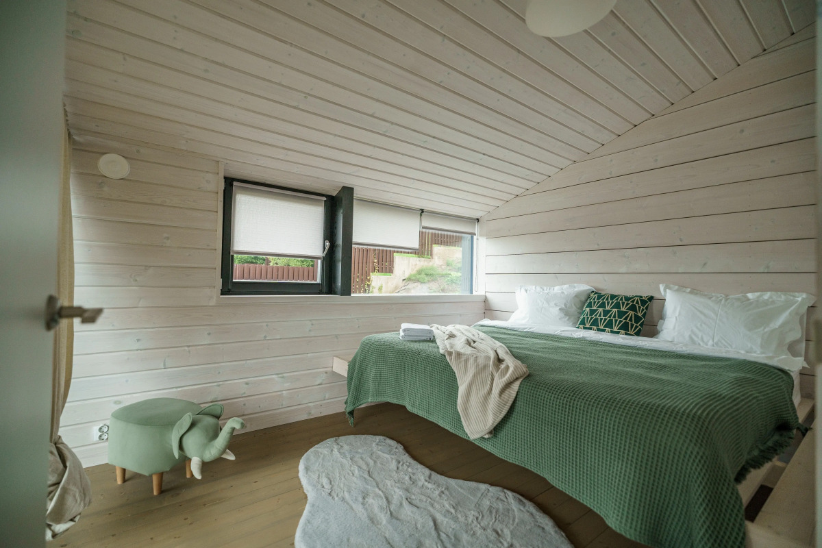 Частный дом коттедж семейный три тома  у Финского залива