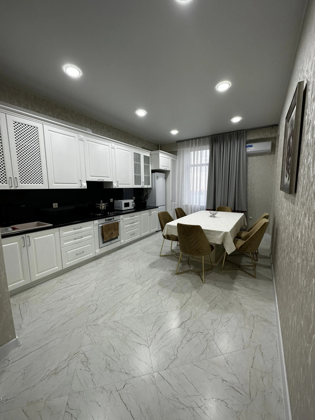 Квартира на Халилова 22А