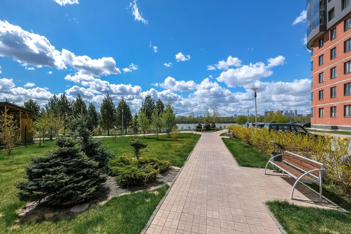 Квартира Семейная Трёхкомнатная с видом на Обь
