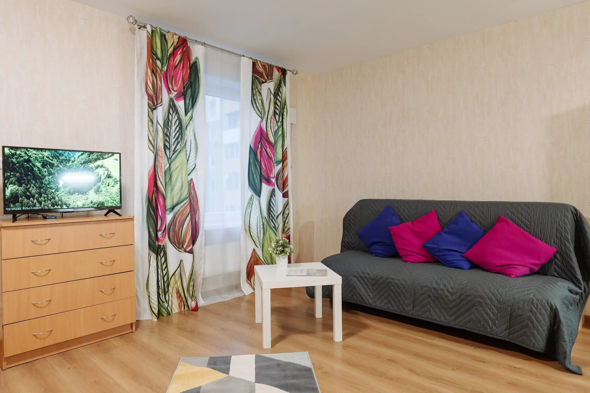 Апартаменты Двухкомнатные от Компании 9 ночей на Софьи Ковалевской 16