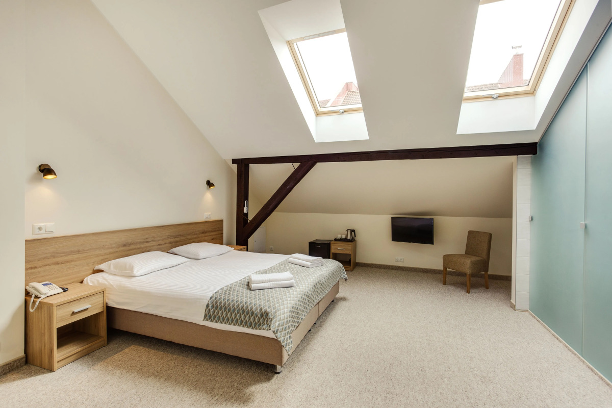 Отель Old Town Trio