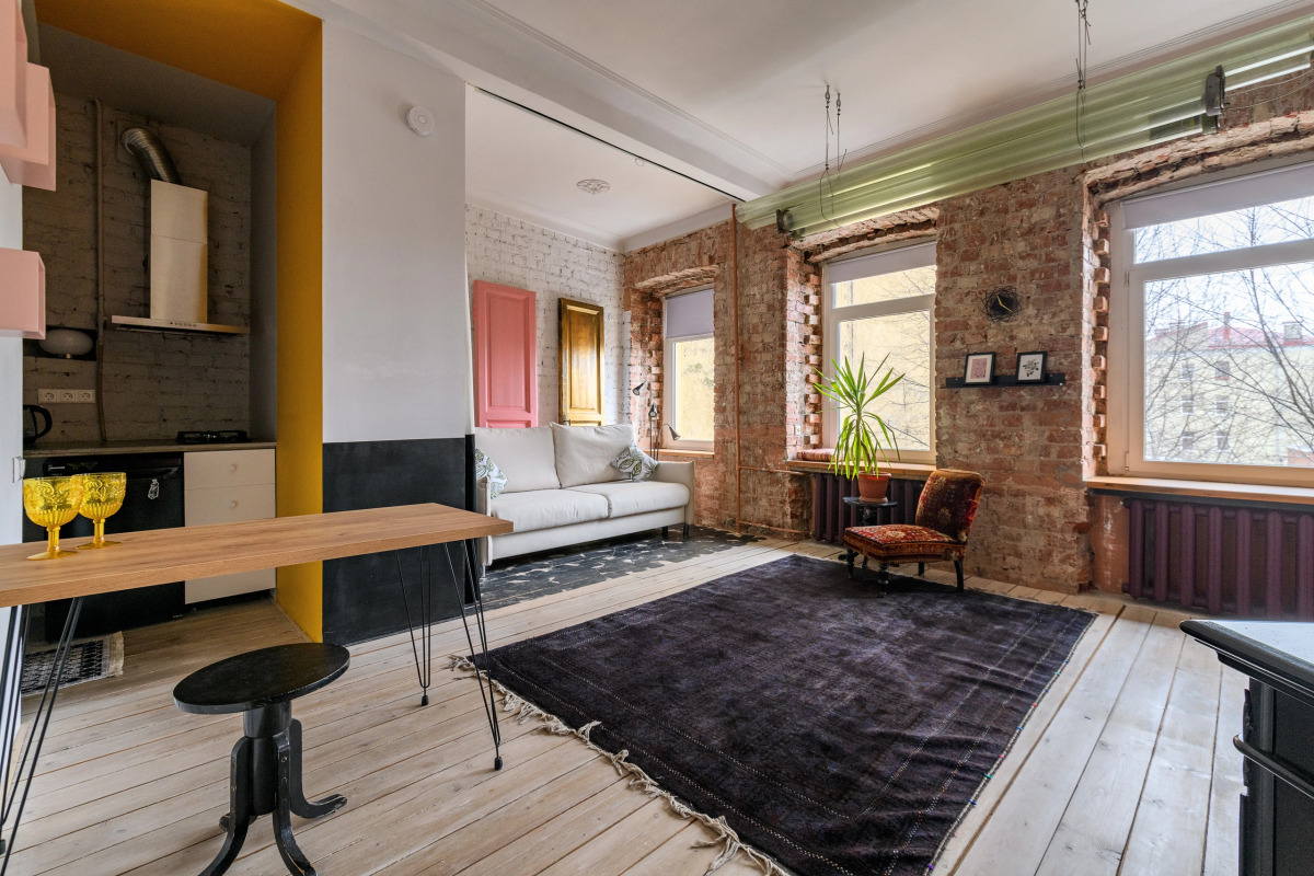 Апартаменты на набережной канала Грибоедова 72