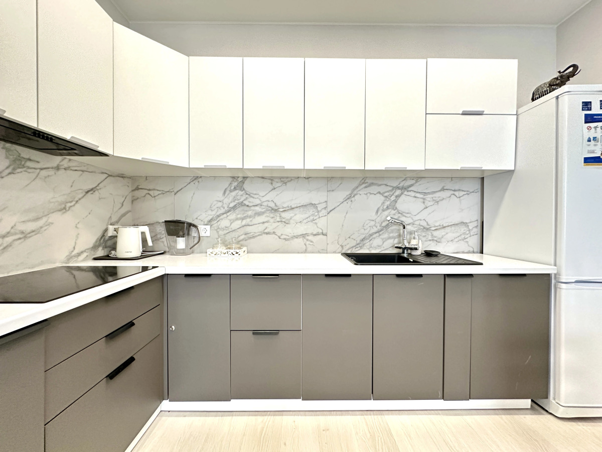 Апартаменты Люкс Аквамарин с дизайнерским ремонтом, для большой семьи