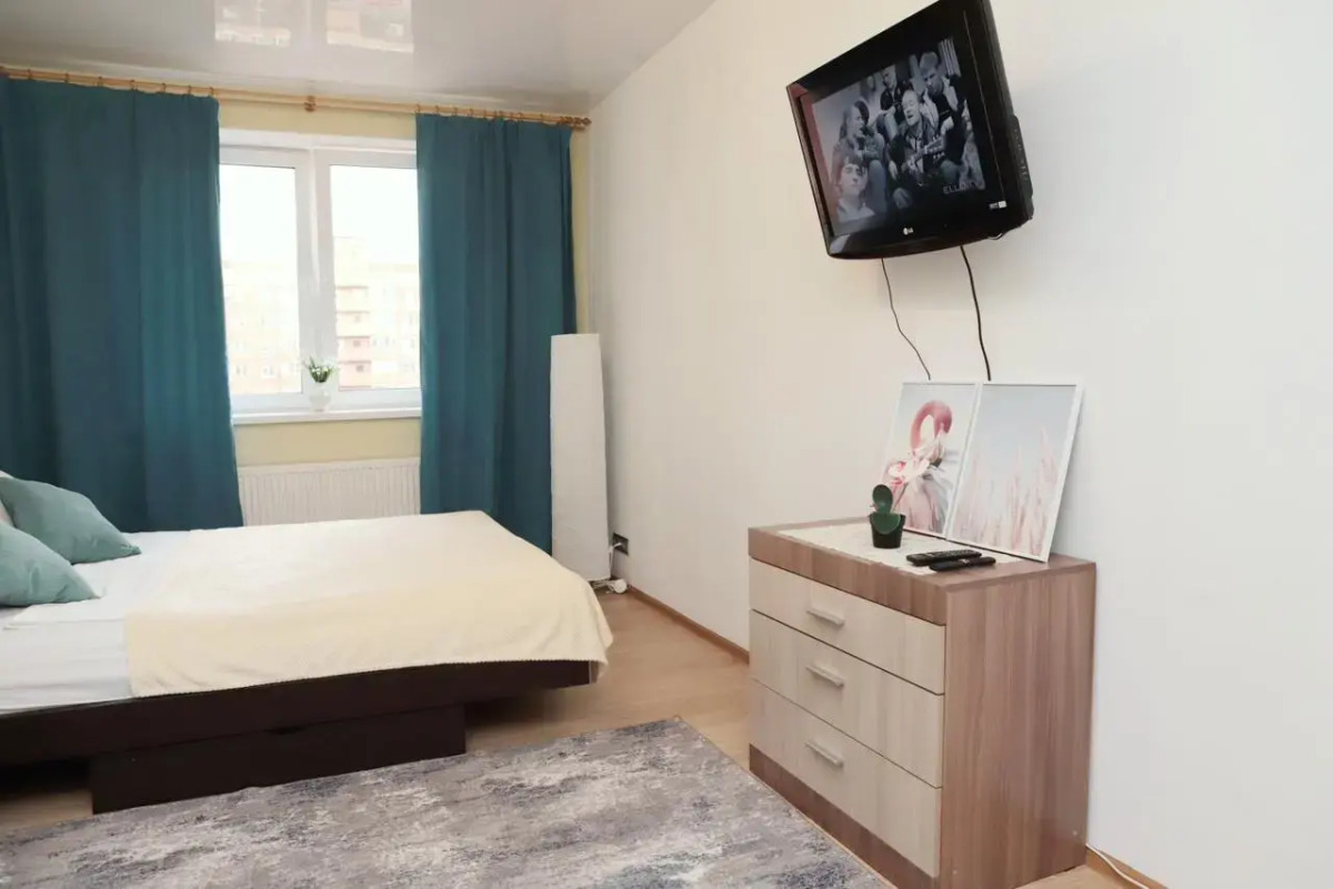 Апартаменты на 14 этаже мкр Супонево к10