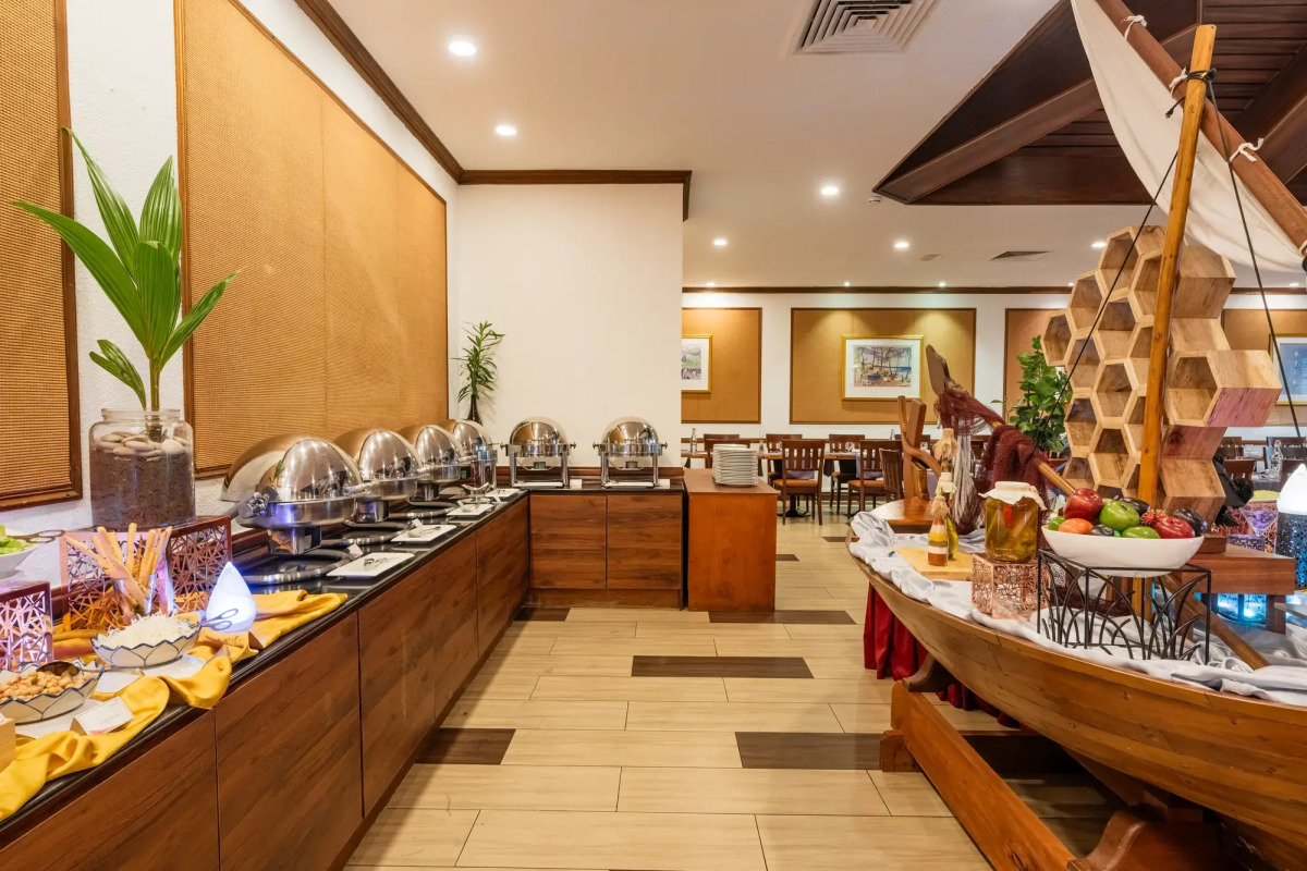 Отель Hulhule Island